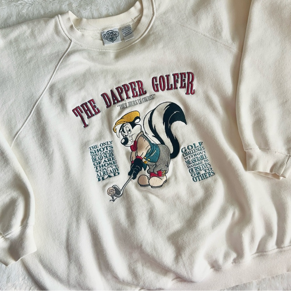 Vintage pepé le pew sweatshirt